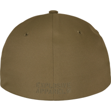 Load image into Gallery viewer, Flex Fit Delta Closed Back Cap